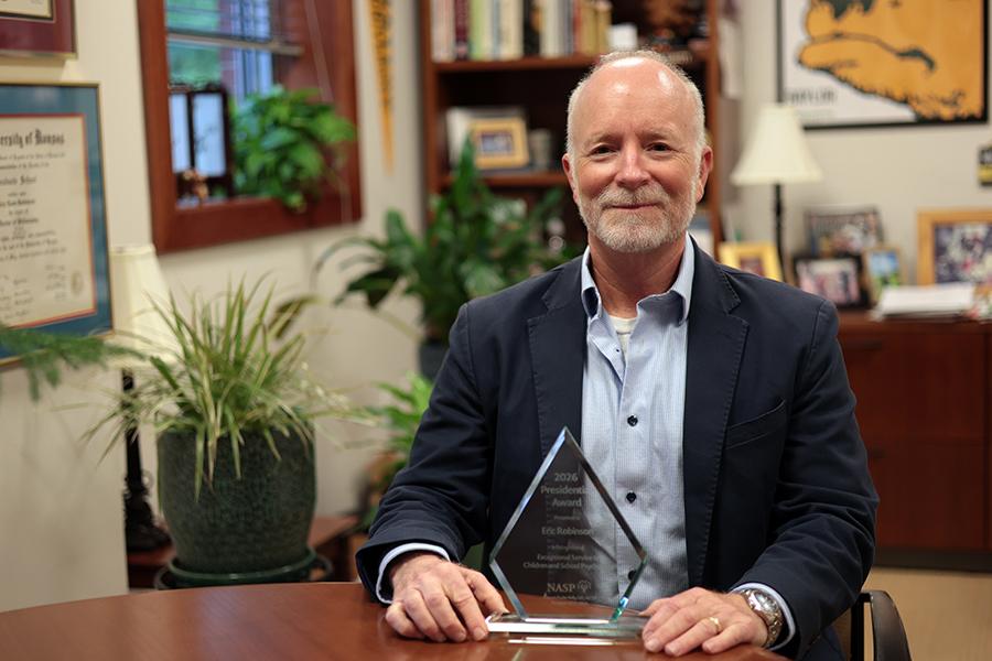 Dr. Eric Robinson